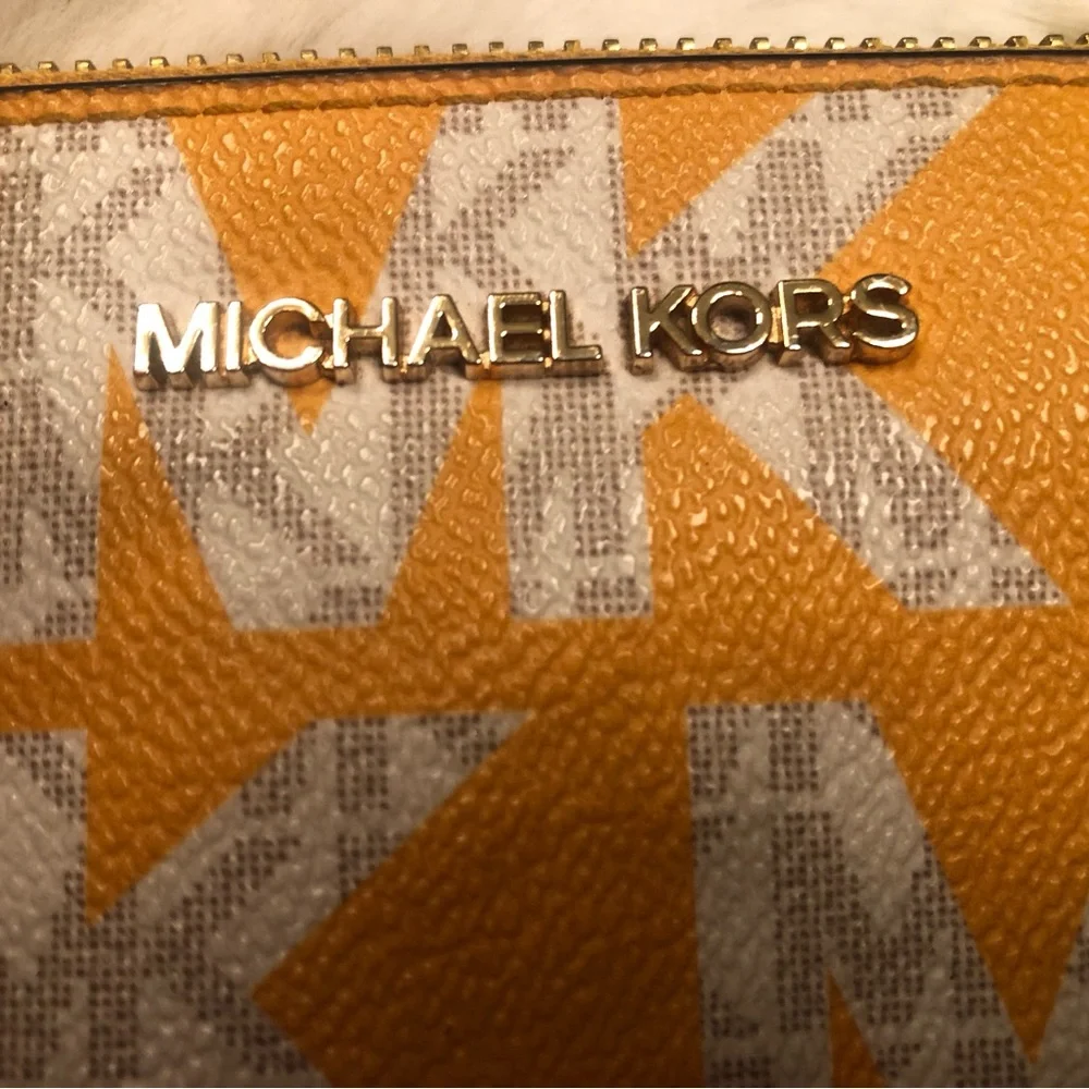 Michael Kors Yellow Iconic Logo Wristlet Limited Edition - Picture 2 of 6